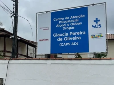 Fachada do Caps AD Glaucia Pereira de Oliveira, em Maricá, unidade da rede municipal de atenção psicossocial