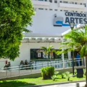 Centro de Artes UFF, em Icaraí, recebe show gratuito de Slipmami