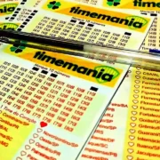 Concurso 2448 da Timemania, com resultado dos números sorteados na terça-feira, 29/09, bem como prêmios de todas as faixas de acerto,  além de análises econômicas, financeiras e lotéricas considerando o total da arrecadação, apostas realizadas, ganhadoras e perdedoras.