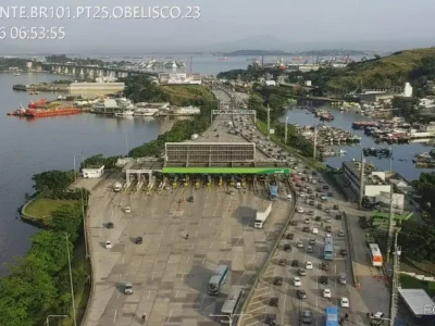 Trânsito na Ponte Rio-Niterói no sentido Rio nesta quarta-feira