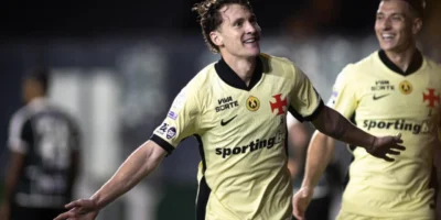 Jogadores do Vasco comemoram vitória pelo Campeonato Brasileiro