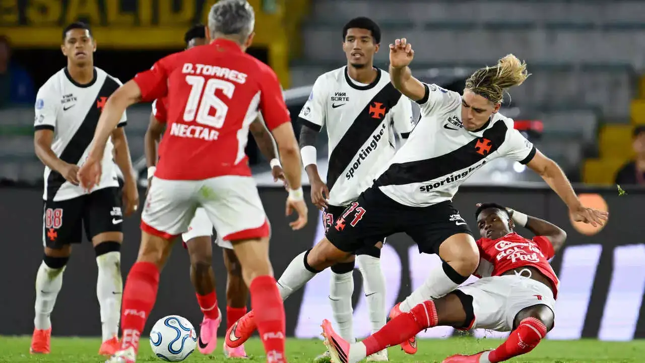 Jogadores do Vasco antes da decisão contra o Santa Fe pela Copa Sul-Americana