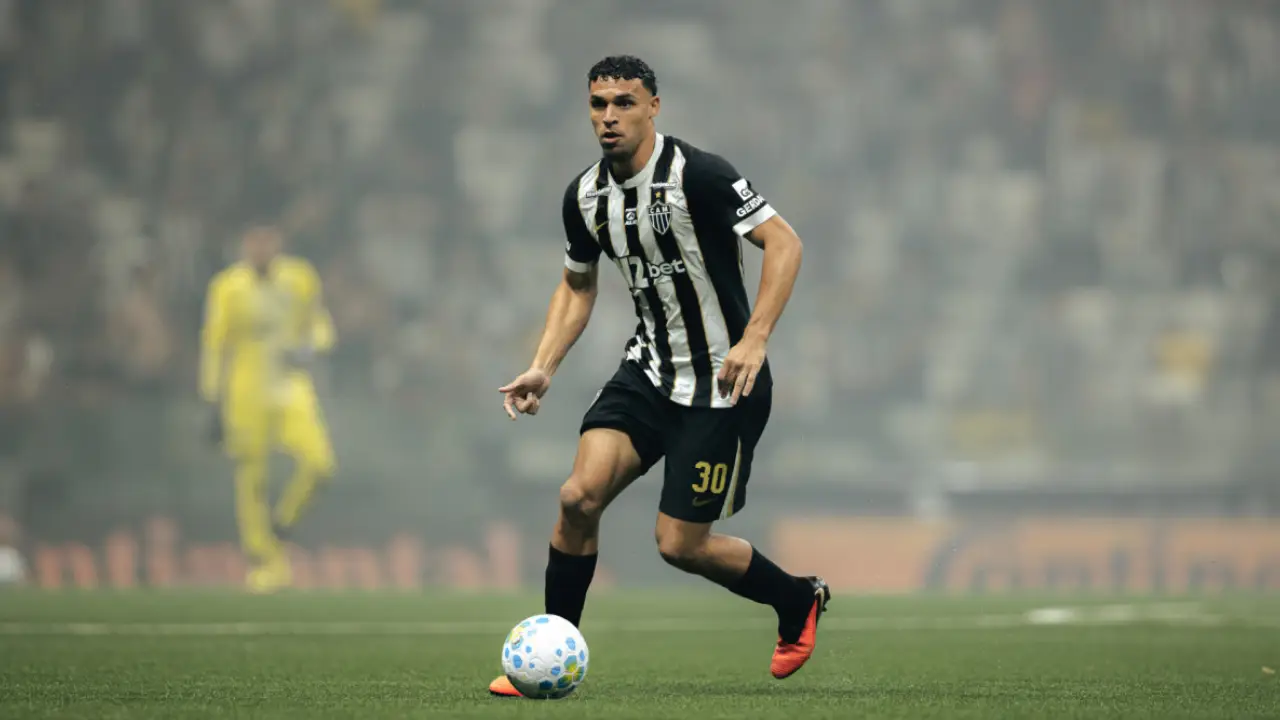 Victor Hugo durante partida pelo Atlético-MG na temporada de 2026 Victor Hugo durante partida pelo Atlético-MG na temporada de 2026