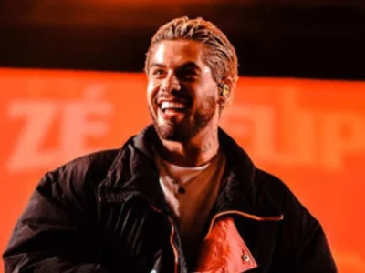 Zé Felipe durante apresentação; cantor faz show gratuito na Expo Rural de Maricá neste sábado