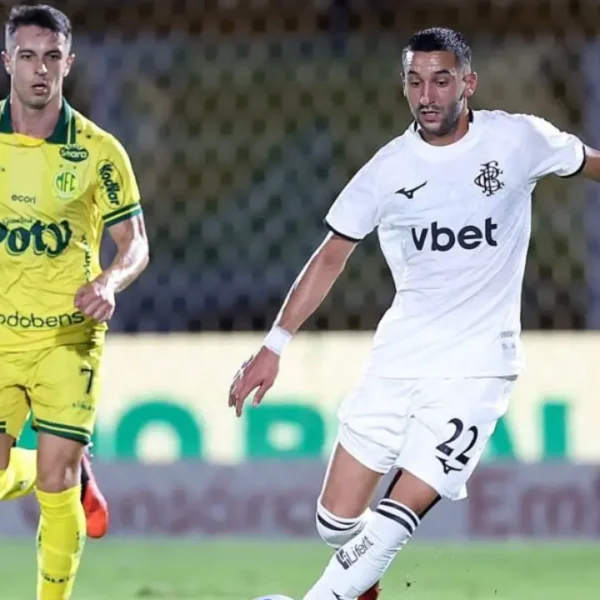 Hakim Ziyech em sua estreia pelo Botafogo contra o Mirassol