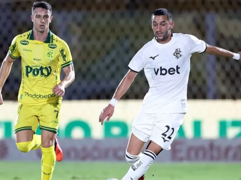 Hakim Ziyech em sua estreia pelo Botafogo contra o Mirassol