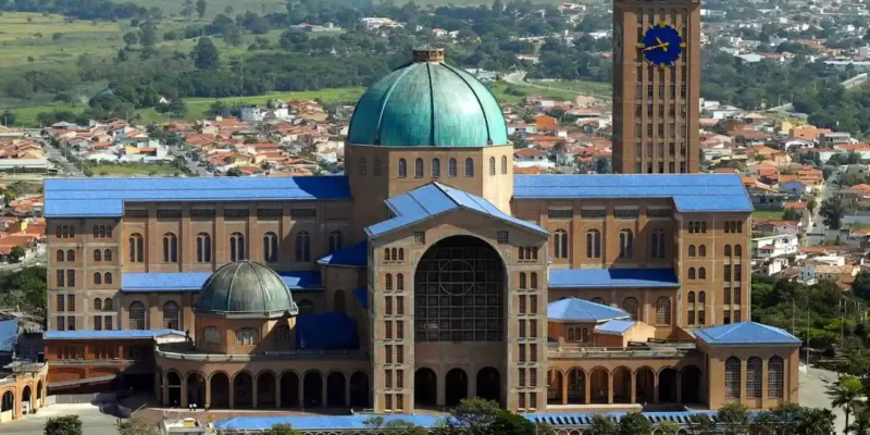 Festa de Nossa Senhora Aparecida, Padroeira do Brasil, termina nesta segunda-feira, 12 de outubro, no Santuário Nacional, no interior de São Paulo | Valter Campanato/Agência Brasil