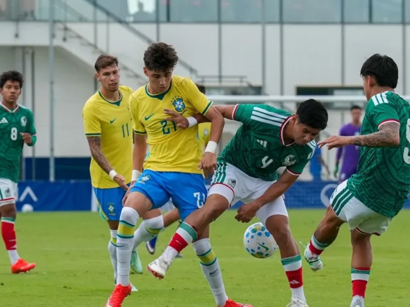 Jogadores da Seleção Brasileira Sub-20 comemoram gol na vitória por 4 a 0 sobre o México