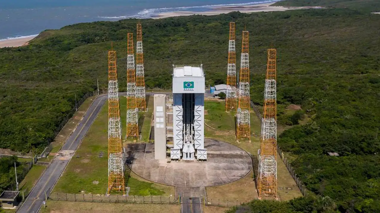 Centro de Lançamento de Alcântara, no Maranhão, com infraestrutura utilizada em operações espaciais brasileiras.