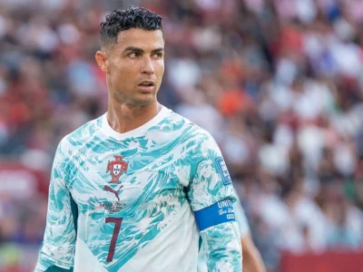 Cristiano Ronaldo com a camisa da seleção de Portugal em 2026