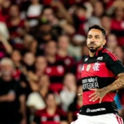 Danilo, zagueiro do Flamengo, que passou por cirurgia após sofrer duas fraturas na mandíbula no Fla-Flu