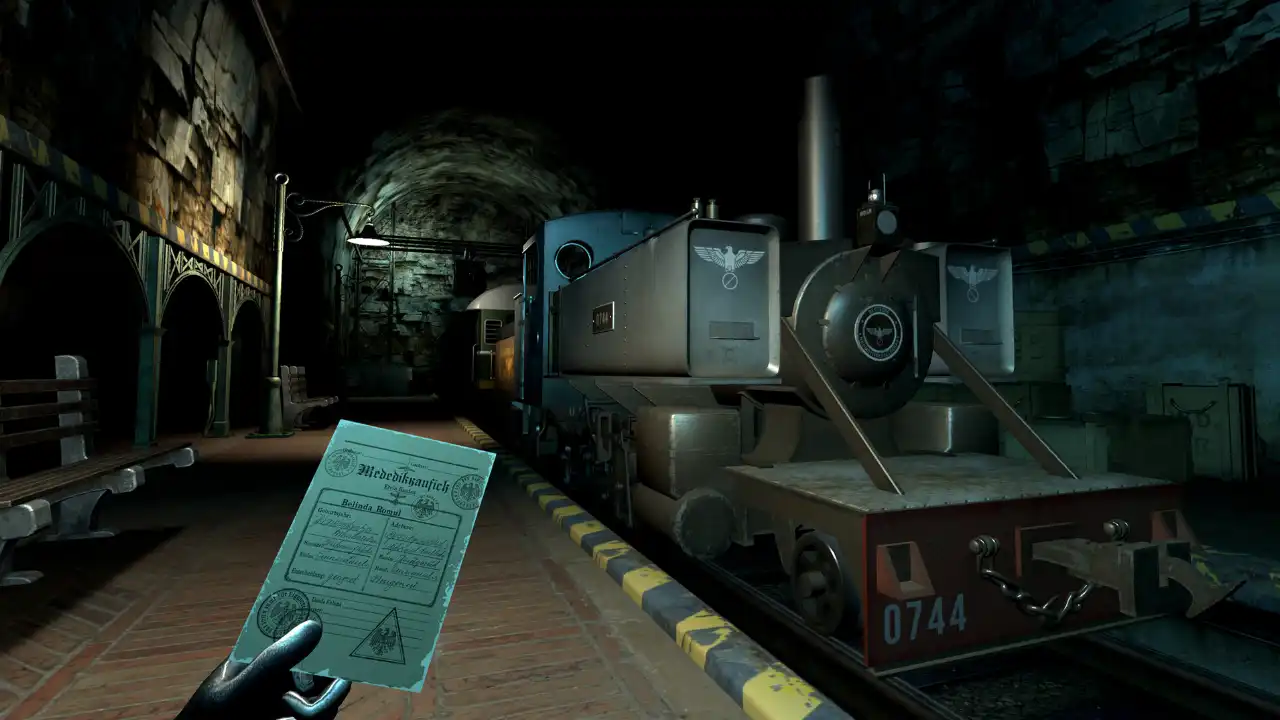 Cena do jogo Dark Trip mostra uma locomotiva antiga em uma estação subterrânea escura, enquanto o personagem segura um documento. Cena do jogo Dark Trip mostra uma locomotiva antiga em uma estação subterrânea escura, enquanto o personagem segura um documento.
