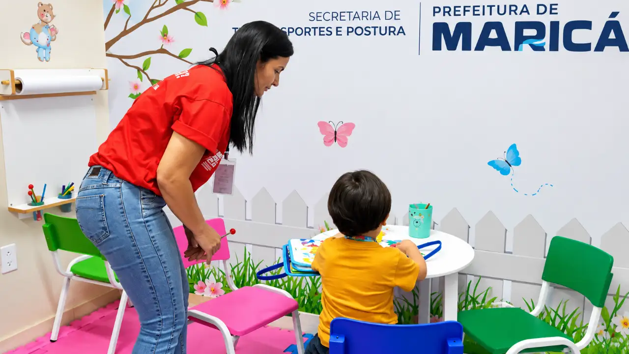 Espaço Brincarte no Terminal Rodoviário de Maricá