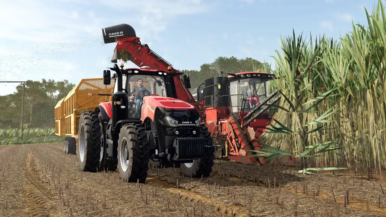 Trator e colheitadeira trabalham em plantação de cana-de-açúcar em Farming Simulator 25, em cenário rural inspirado no Brasil. Trator e colheitadeira trabalham em plantação de cana-de-açúcar em Farming Simulator 25, em cenário rural inspirado no Brasil.