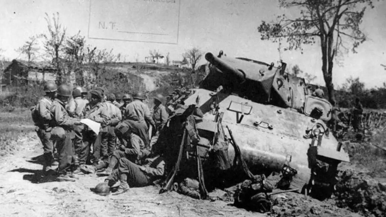 Soldados da Força Expedicionária Brasileira durante a Segunda Guerra Mundial na Itália.
