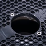 Bobina de filamento para impressão 3D dentro de uma secadora com controle de temperatura.