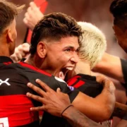 Carrascal comemora gol do Flamengo contra o Fluminense no Maracanã pelo Brasileirão