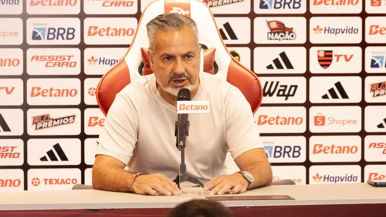 José Boto, diretor de futebol do Flamengo, durante entrevista no Ninho do Urubu José Boto, diretor de futebol do Flamengo, durante entrevista no Ninho do Urubu
