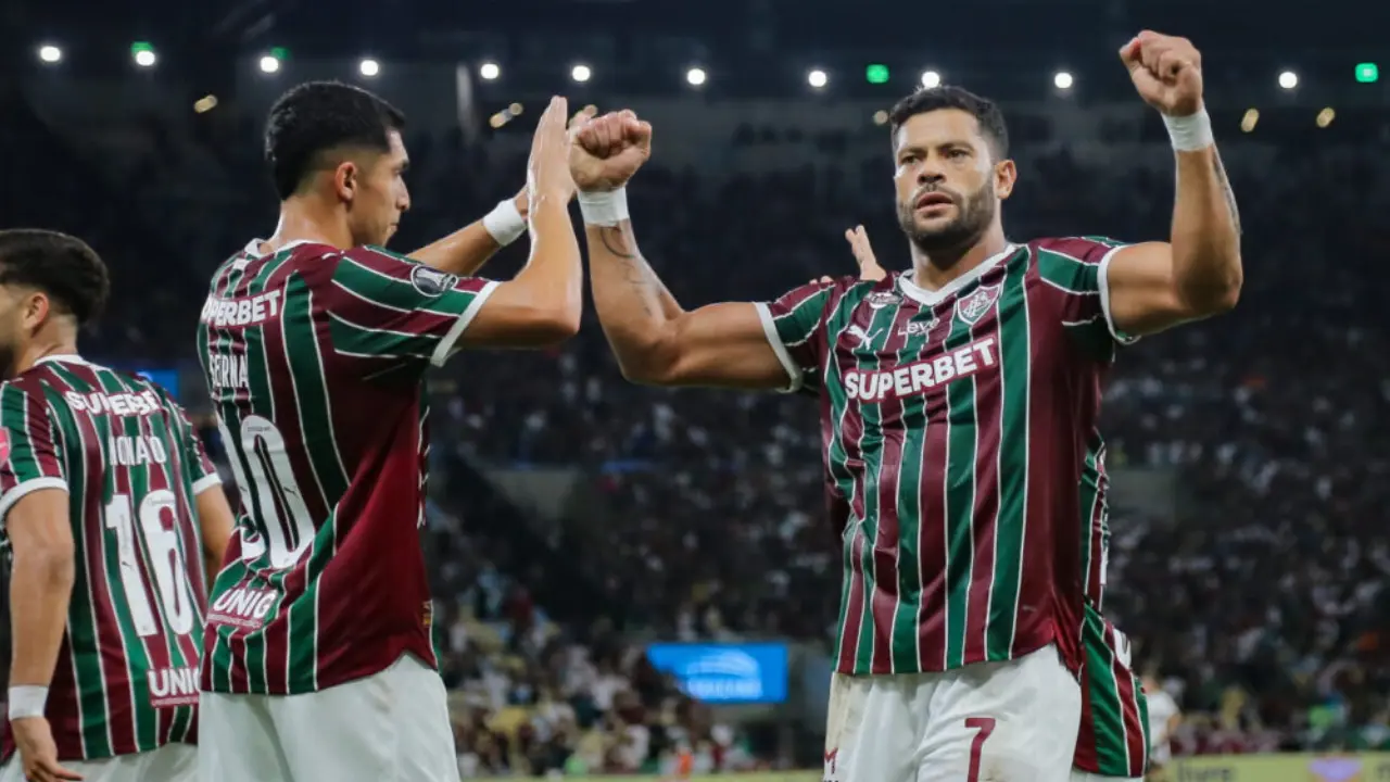 Jogadores do Fluminense durante partida antes da semifinal da Libertadores Jogadores do Fluminense durante partida antes da semifinal da Libertadores