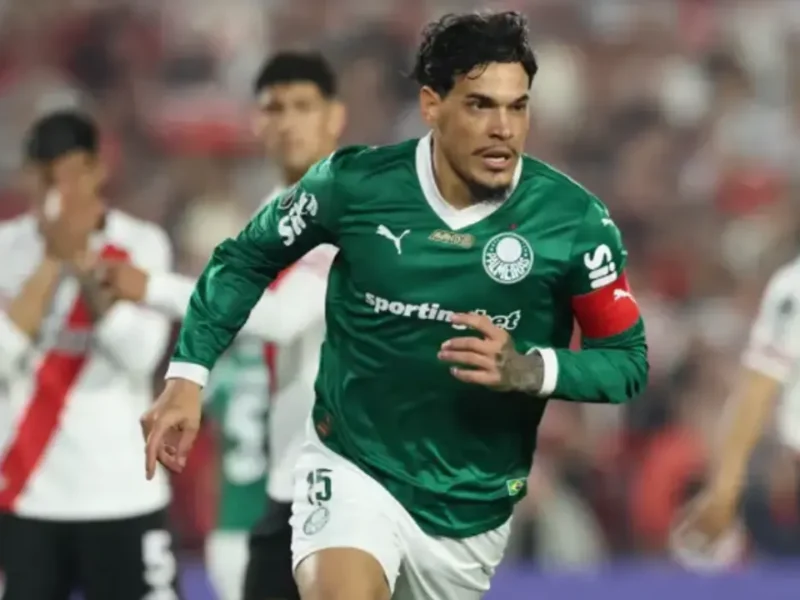 Gustavo Gómez, capitão do Palmeiras, retorna para enfrentar o Fluminense na semifinal da Copa Libertadores 2026