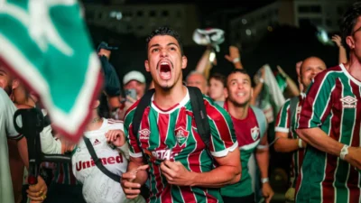 Torcida do Fluminense no Maracanã antes de partida pelo Campeonato Brasileiro
