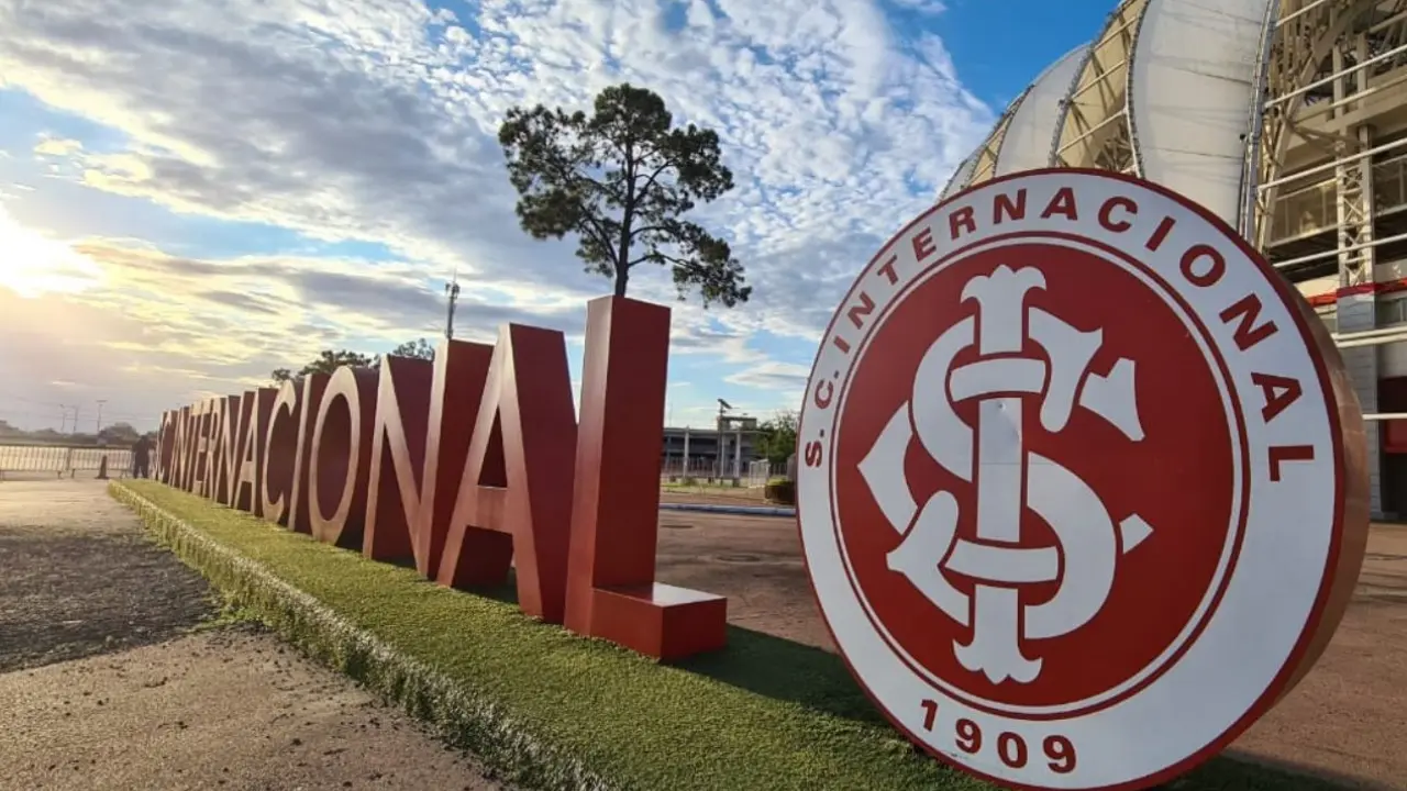 Internacional enfrenta restrições para contratar por regras do fair play financeiro