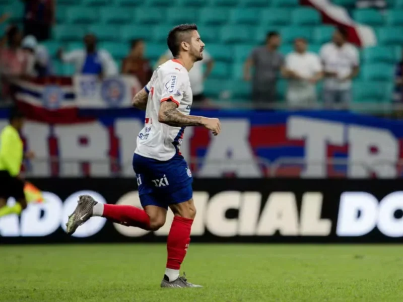 Joaquín Lavega em ação pelo Coritiba durante empréstimo do Fluminense