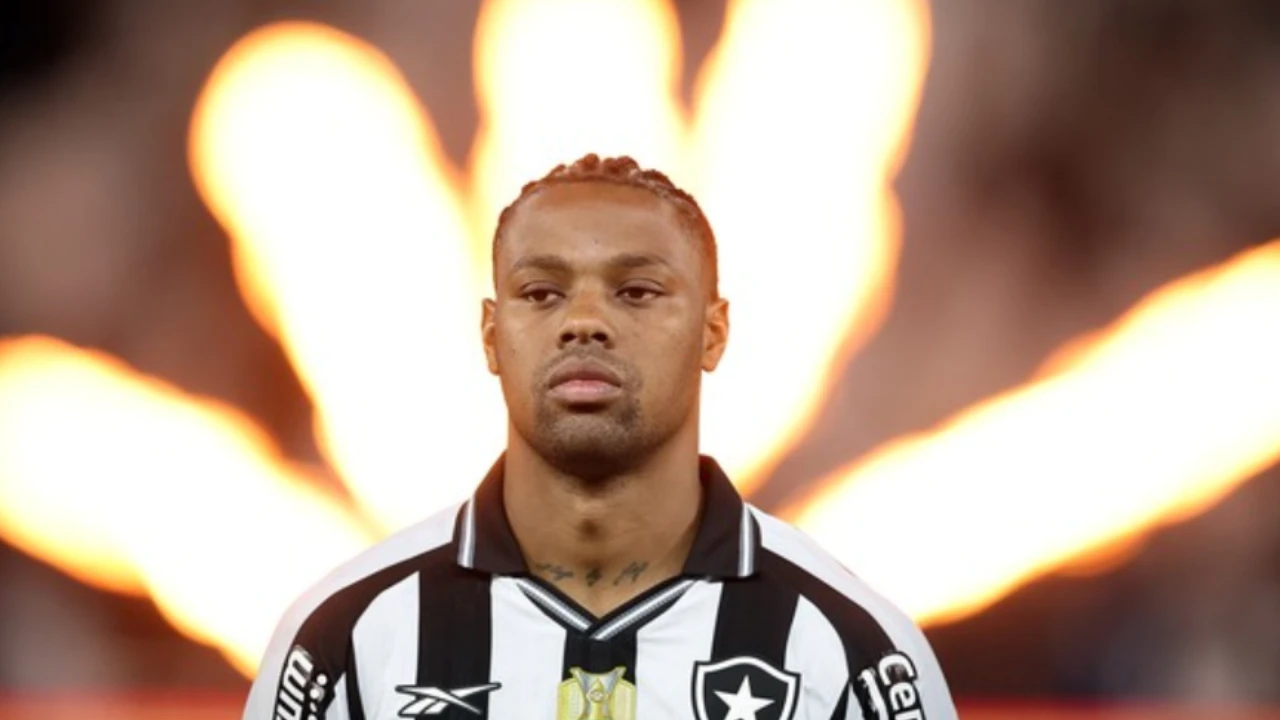 Kaio Pantaleão durante partida pelo Botafogo antes da lesão no joelho Kaio Pantaleão durante partida pelo Botafogo antes da lesão no joelho