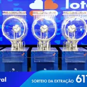 Resultado completo e prêmios do concurso 6112 da Loteria Federal, referente à Extração Enricou antecipada de domingo, 25/10, para sábado, 24/09, com todos os bilhetes ganhadores correspondentes às dezenas de milhar dos 1º, 2º, 3º, 4º, 5º prêmios, bem como suas milhares, centenas, dezenas e unidades derivadas.
