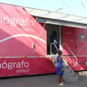 Mamógrafo Móvel atende mulheres em Nova Iguaçu durante o Outubro Rosa