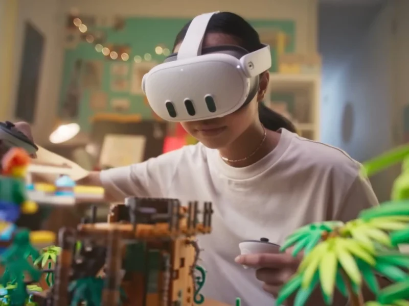 Meta VR Glasses com módulo externo usados em experiência de realidade virtual sem controles