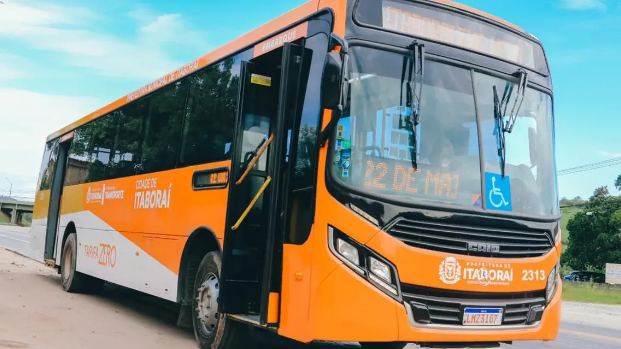 Ônibus Tarifa Zero de Itaboraí que terá operação reforçada nas Eleições 2026
