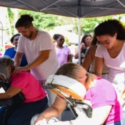 Colaboradoras da Clin participam de ação do Outubro Rosa em Niterói