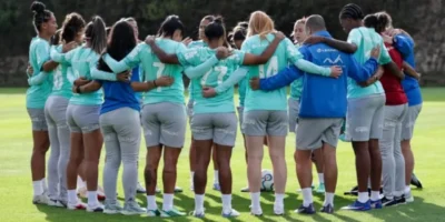 Jogadoras do Palmeiras treinam no Equador antes da estreia na Libertadores Feminina de 2026 contra o Universitario