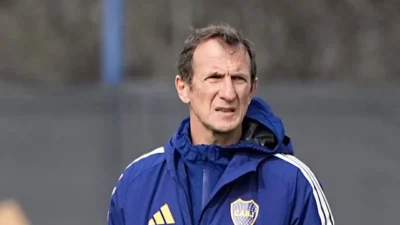 Técnico do Boca Juniors durante preparação para a semifinal da Copa Sul-Americana