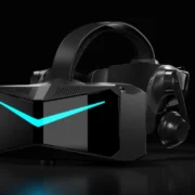 Headset de realidade virtual Pimax Crystal Pro, apresentado com conexão sem fio e telas QLED de alta resolução.