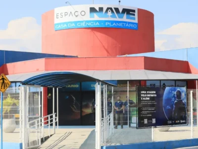 Crianças participam de atividade no Planetário de Maricá