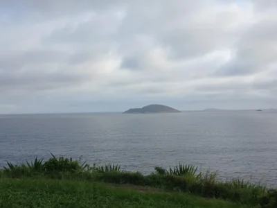 Céu nublado sobre o litoral de Niterói nesta quarta-feira
