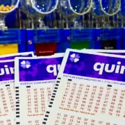 Concurso 7132 da Quina, com resultado dos números sorteados na quinta-feira, 01/10, bem como prêmios de todas as faixas de acerto, além de análises econômicas, financeiras e lotéricas.