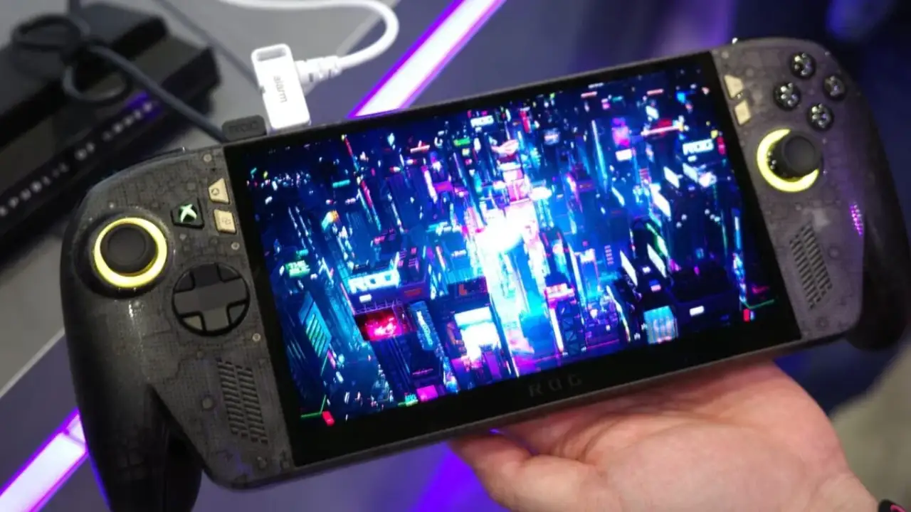 ROG Xbox Ally X20, portátil gamer da ASUS com tela OLED, controles integrados e acabamento preto translúcido com detalhes dourados.