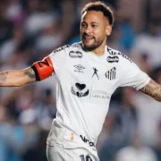 Neymar comemora gol no empate entre Santos e Flamengo pelo Brasileirão 2026