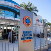 Fachada do Supercentro de Saúde de Niterói em Piratininga