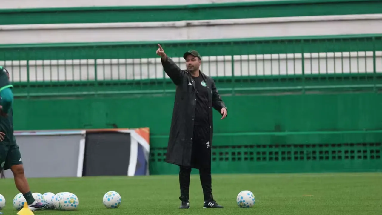 Vitória e Chapecoense se enfrentam no Barradão pelo Campeonato Brasileiro de 2026 Vitória e Chapecoense se enfrentam no Barradão pelo Campeonato Brasileiro de 2026
