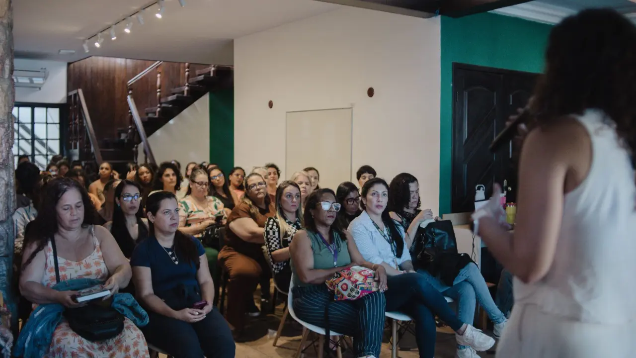 Mulheres participam de workshop de capacitação em Maricá